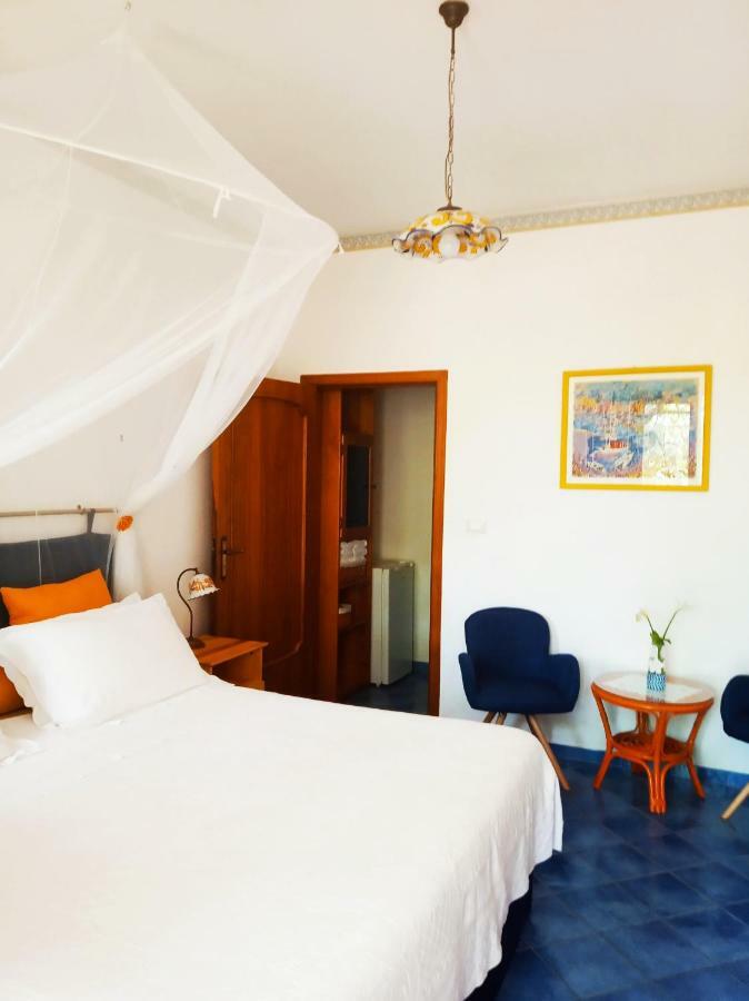 B&B La Casa Del Gelso Acquafredda Luaran gambar